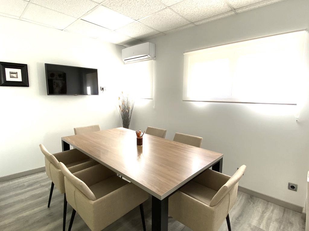 Oficina Factor Norte sala de reuniones